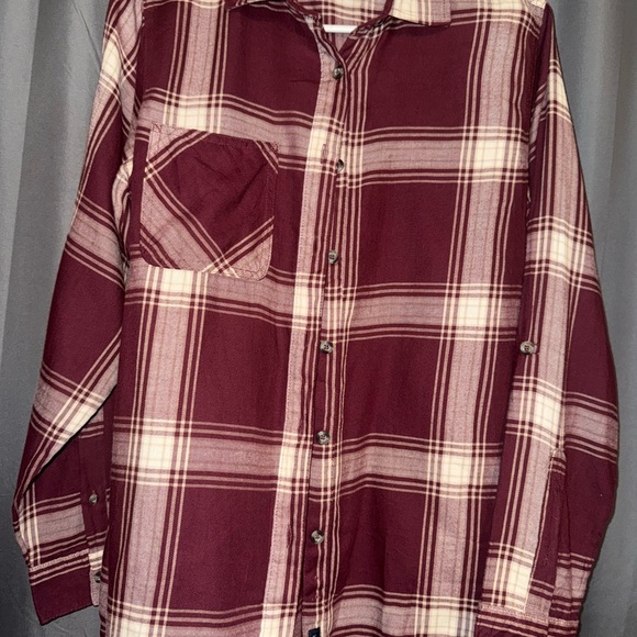 Magellan Outdoors Tops - Woman’s Willow Creek Boyfriend Fit Plaid Shirt
